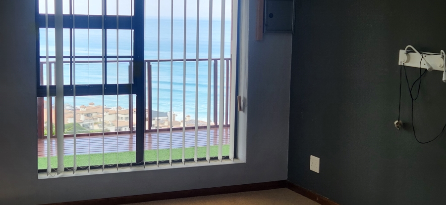5 Bedroom Property for Sale in Dana Bay Western Cape
